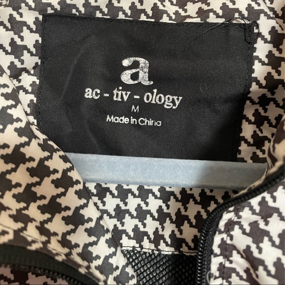 Zippered Houndstooth Windbreaker NWOT - Picture 7 of 9